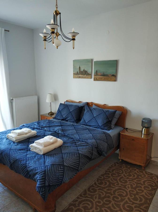 Polys Apartment And Paraskevi Studio With View Ptolemaida Esterno foto