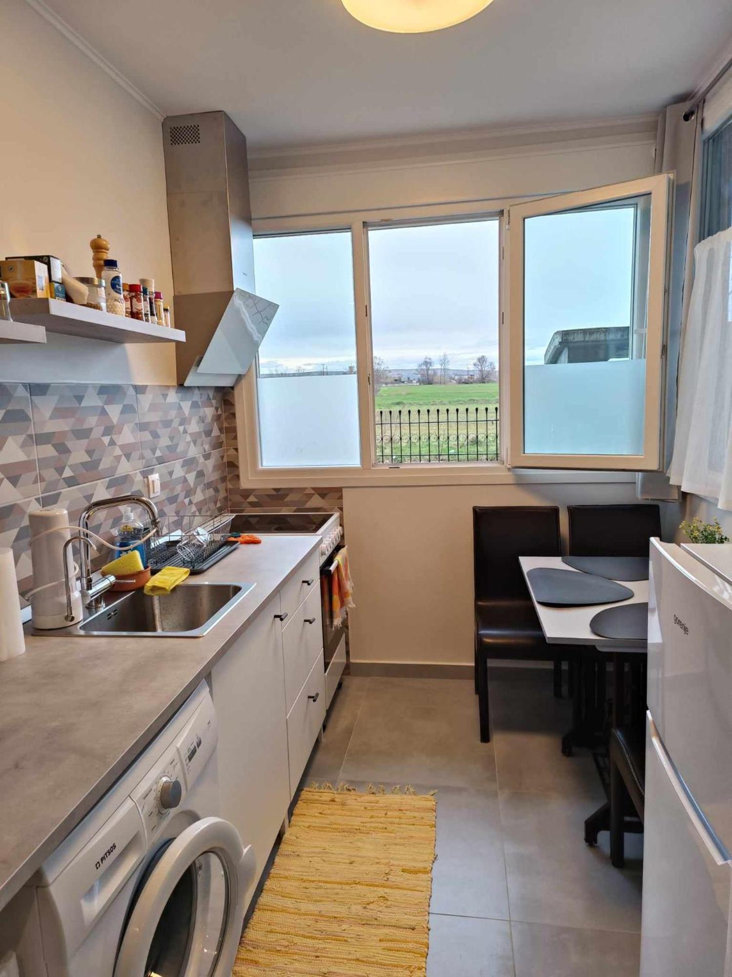 Polys Apartment And Paraskevi Studio With View Ptolemaida Esterno foto